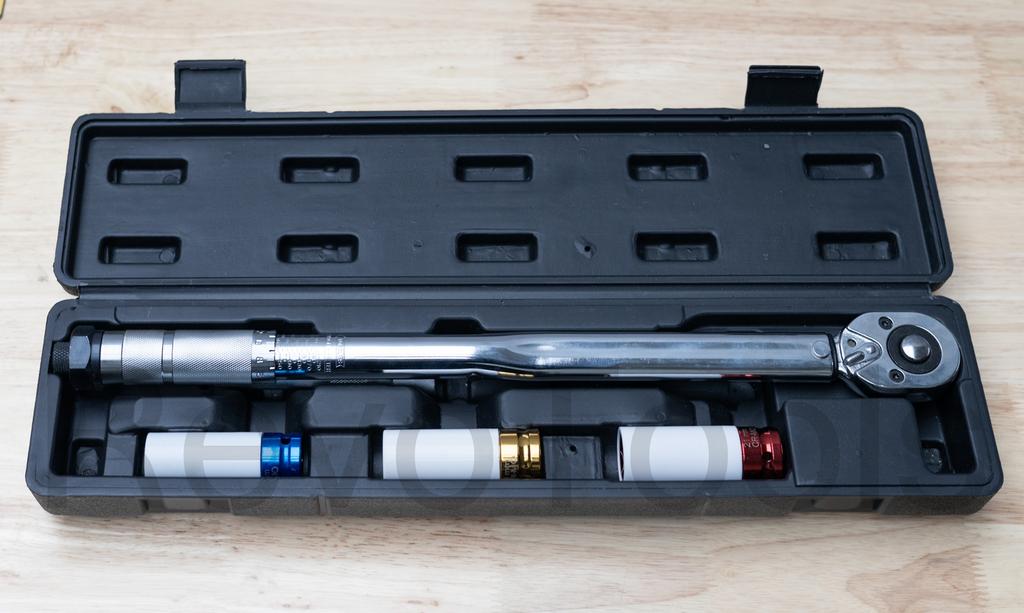 Momentsleutel 1/2 40nm/220nm dop 17/18/19 koffer Gratis Ver, Metallo, Nieuw, Metallo@hotmail.com, Metallo