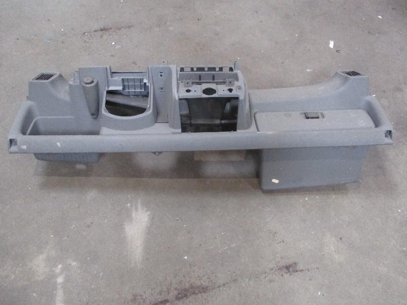 Dashboard Ford Fiesta 2 (1987-01/1989-03) 84fgb04326caw, Auto-onderdelen, Gebruikt, Henry-Ford-Straße  1, Köln 50735, , Duitsland