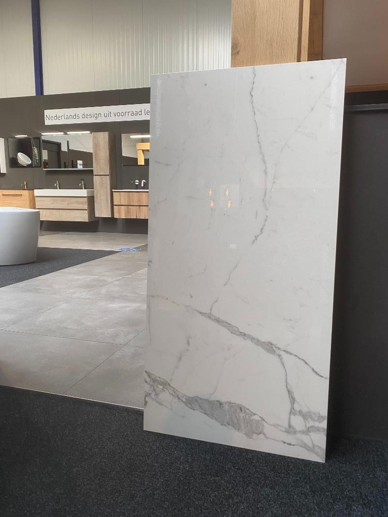 Restpartij tegels marmerlook wit glans 60 x 120 cm goedkoop, Ophalen, 60 cm of meer, Nieuw, 10 m² of meer