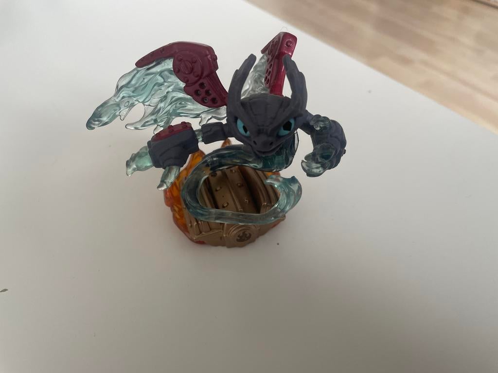 Skylander figure - Whirlwind, Ophalen of Verzenden, Zo goed als nieuw