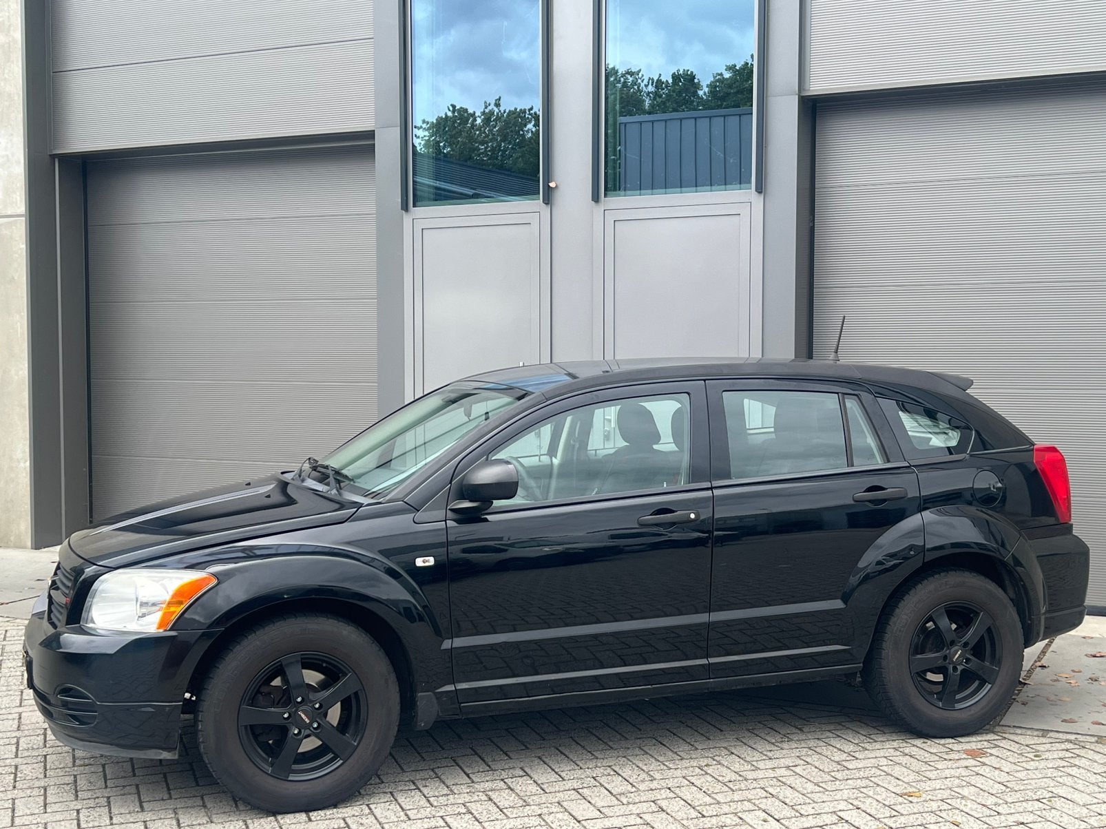 Foto 11 van Zwarte Nette Dodge Caliber 1.8 SXT Benzine/Airco/Apk/Nap!