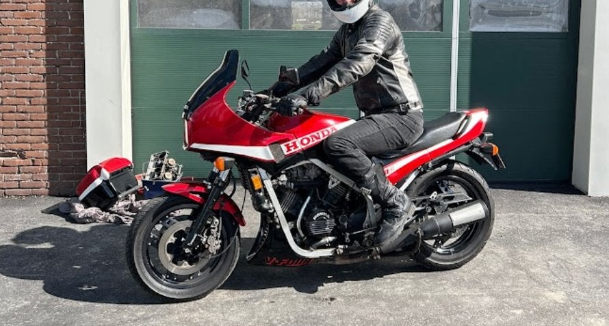 Honda VF 1000 F Interceptor - 1984, Motoren, Motoren | Honda, Handvatverwarming, 4 cilinders, Motorrijbewijs A, Gebruikt