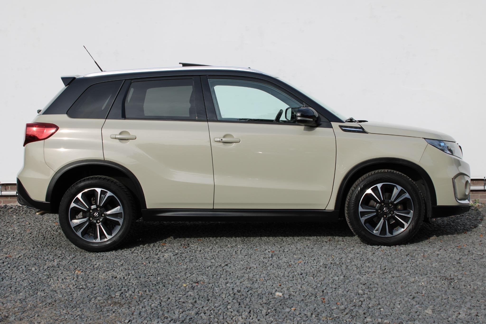 Suzuki Vitara 1.4 Boosterjet Stijl Automaat, Trekhaak, Panor, Auto's, Gebruikt, 4 cilinders, Bruin, 400 kg