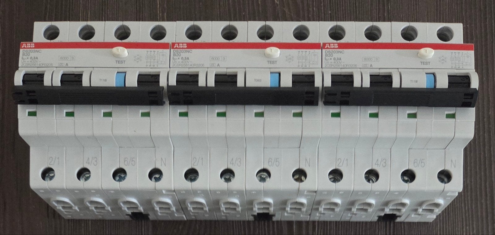 ABB Aardlekautomaat B20 0,3A, Ophalen of Verzenden, Nieuw, ABB, Aardlekautomaat