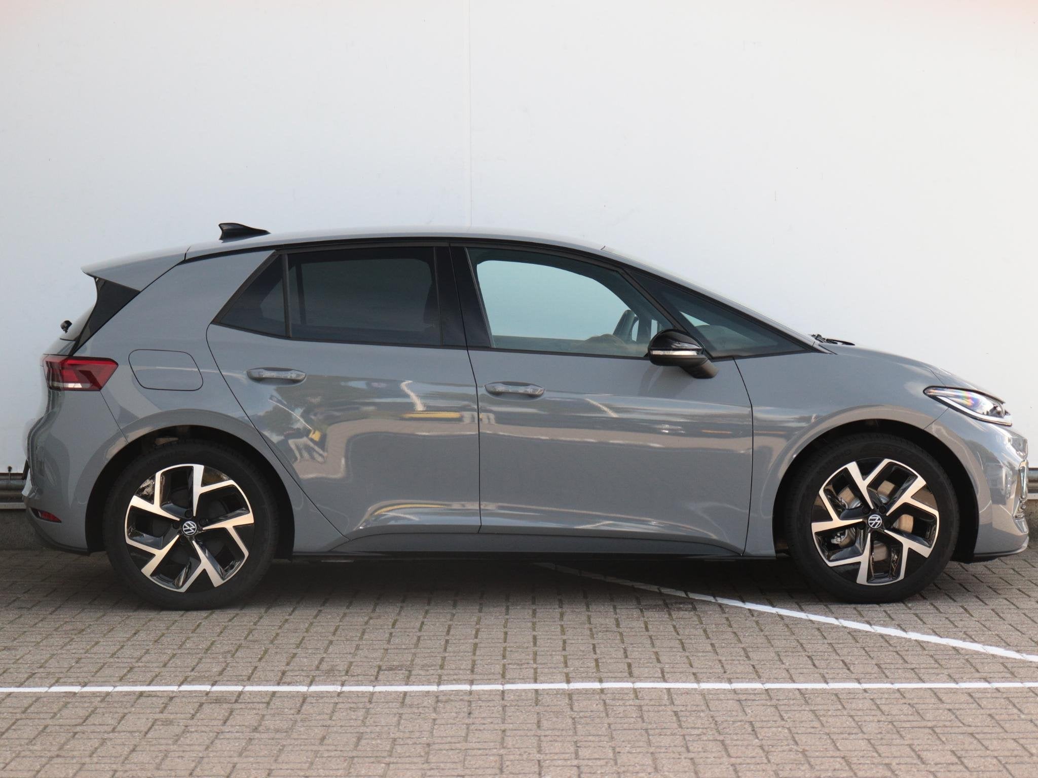 Volkswagen ID.3 Neo Life 58 kWh | Comfort Pakket | Steunhaak, Auto's, Automaat, 102 pk, Nieuw, Zilver of Grijs