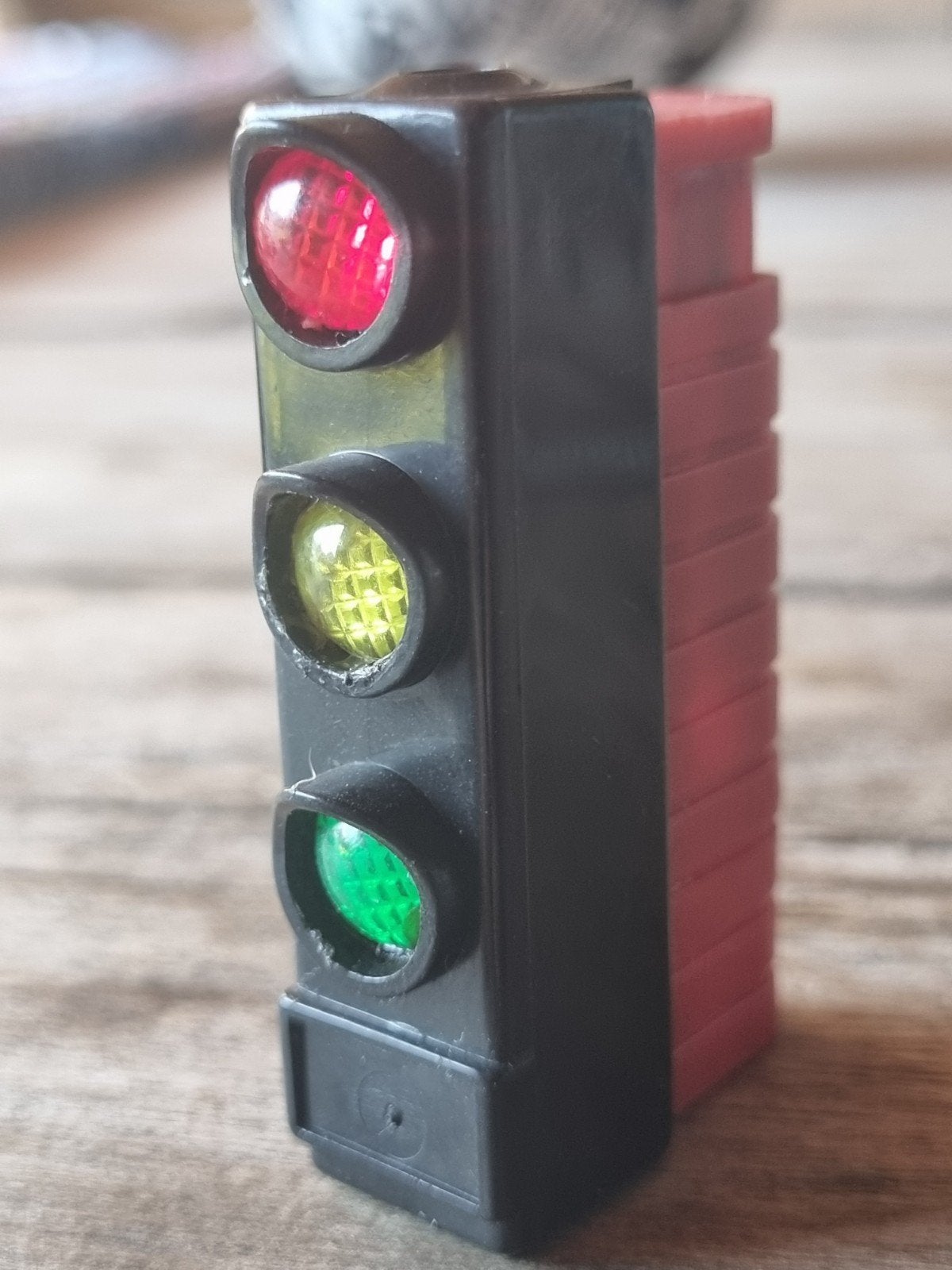 Vintage verkeerslicht aansteker - Rood, Geel, Groen, Verzamelen, Ophalen of Verzenden, Gebruikt, Aansteker