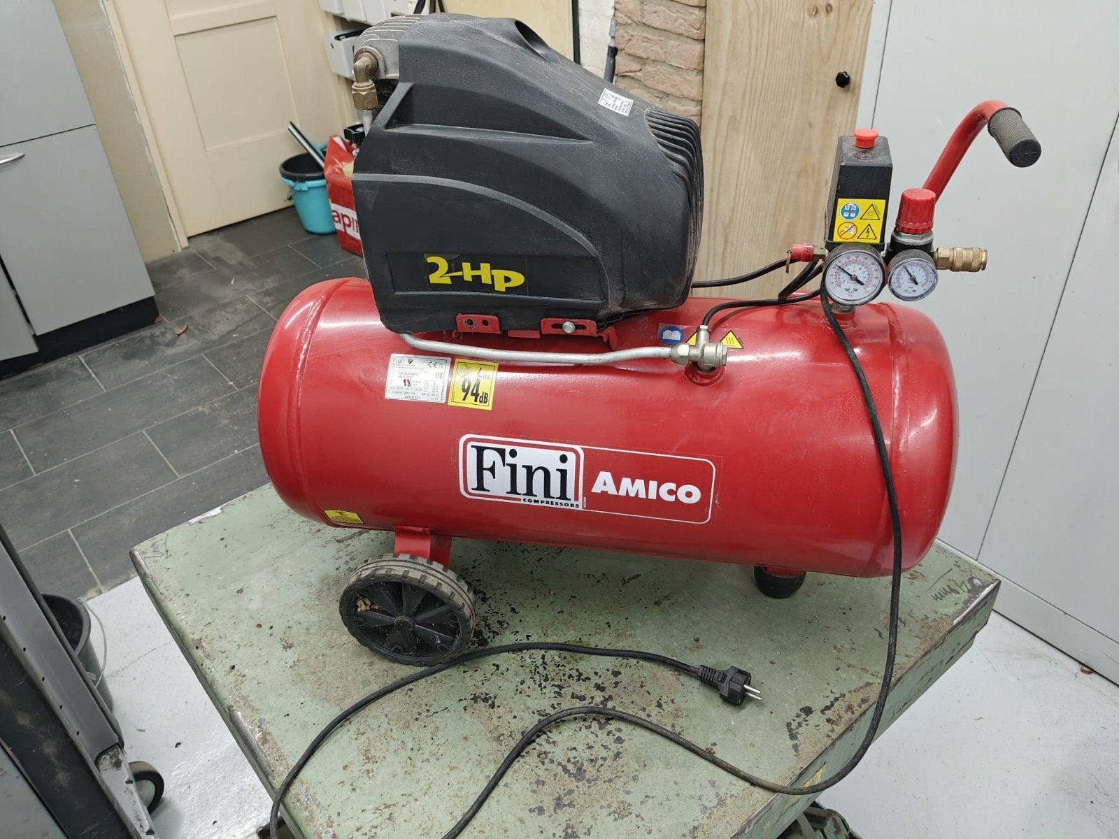 Compressor Fini Amico 50/SP2500  - 50 liter, 8 bar, Ophalen, 6 tot 10 bar, Zo goed als nieuw, Minder dan 200 liter/min