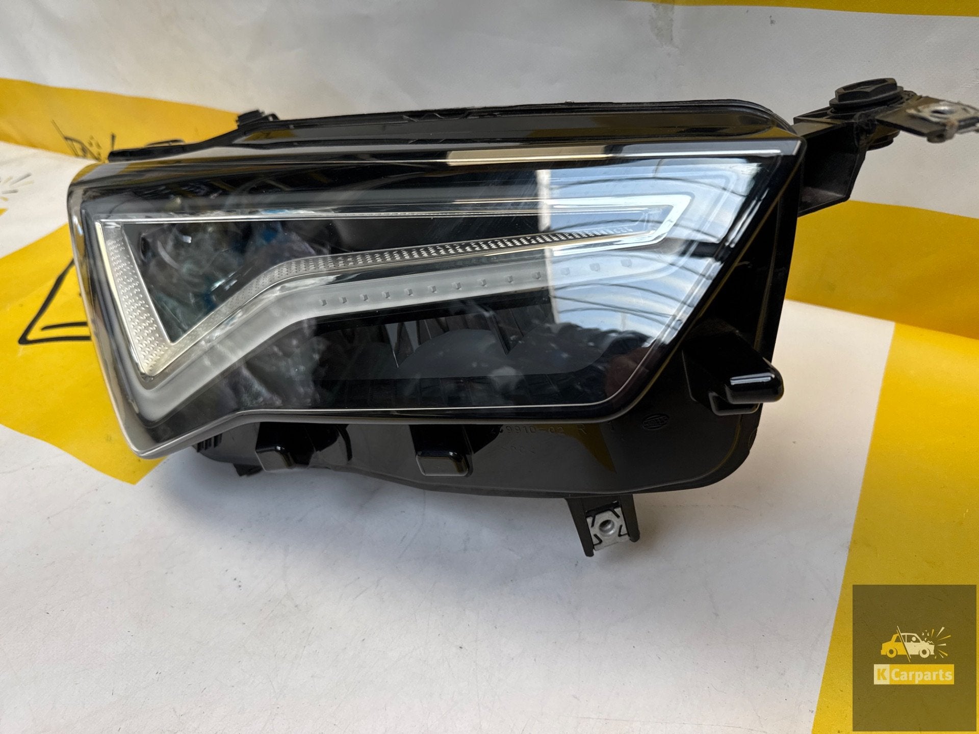 Seat Ateca 576 Full-Led facelift Koplamp Rechts 1EX01489132