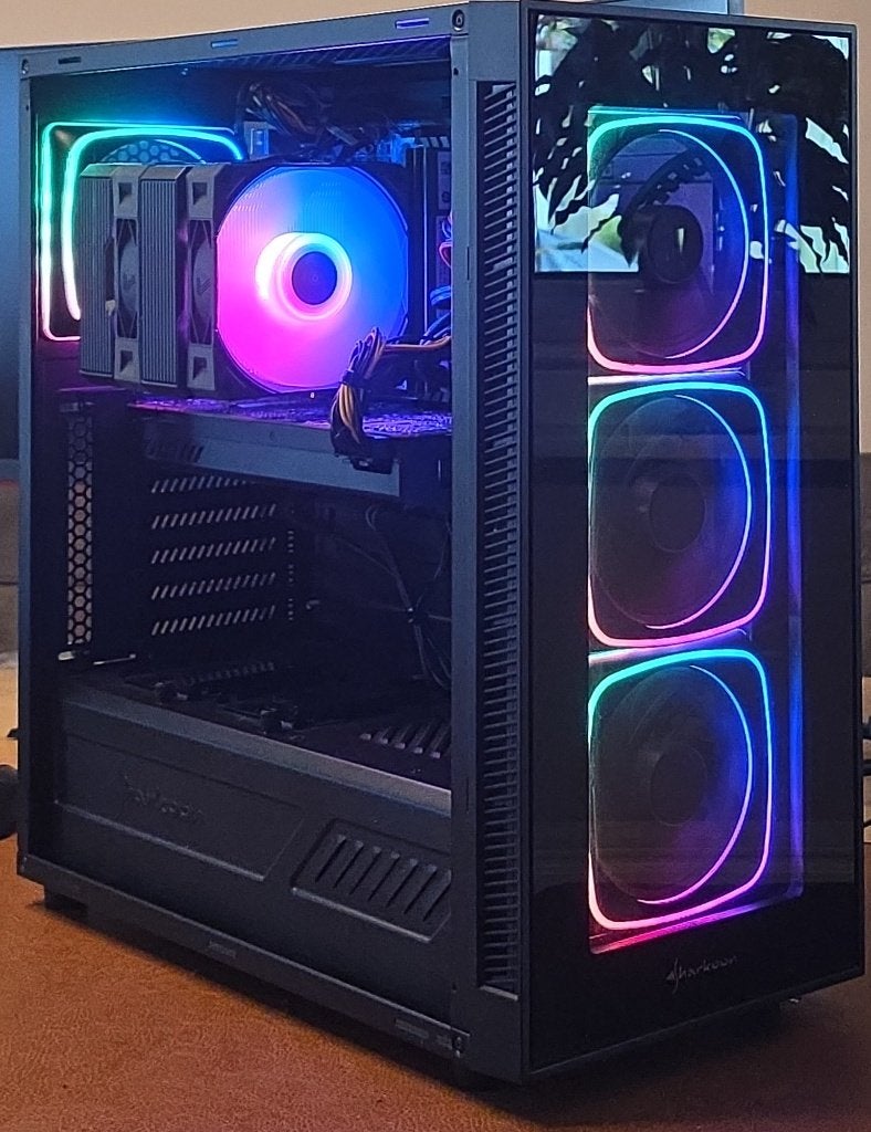 MULTIMEDIA & GAME PC i7 8700K/750GBM.2/24GBDDR4/GTX1080Ti 11, 32 GB, Zelf gebouwde pc, Multimedia-GamePC, Virtual Reality