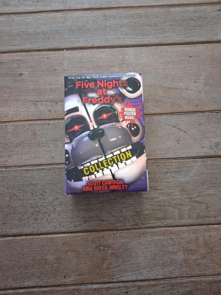 FNAF boeken collectie, Boeken, Ophalen of Verzenden, Gelezen, Scott Cawthon
