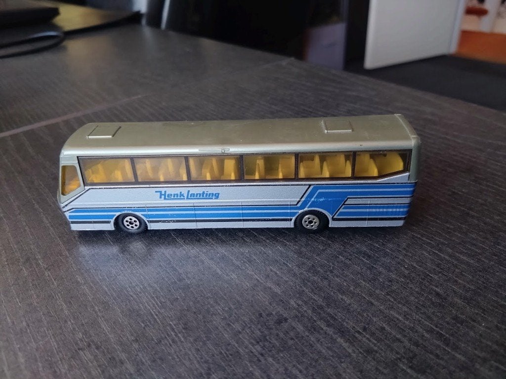 EFSI BOVA Futura Henk Lanting, Hobby en Vrije tijd, Ophalen of Verzenden, Gebruikt, Bus of Vrachtwagen, Efsi