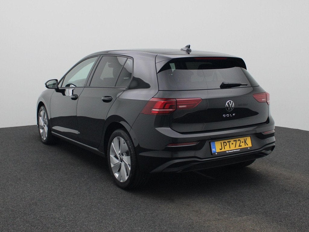 Volkswagen Golf 1.5 TSI Life Edition 116 PK| Origineel Neder, 12 maanden, Stof, 4 cilinders, Zwart