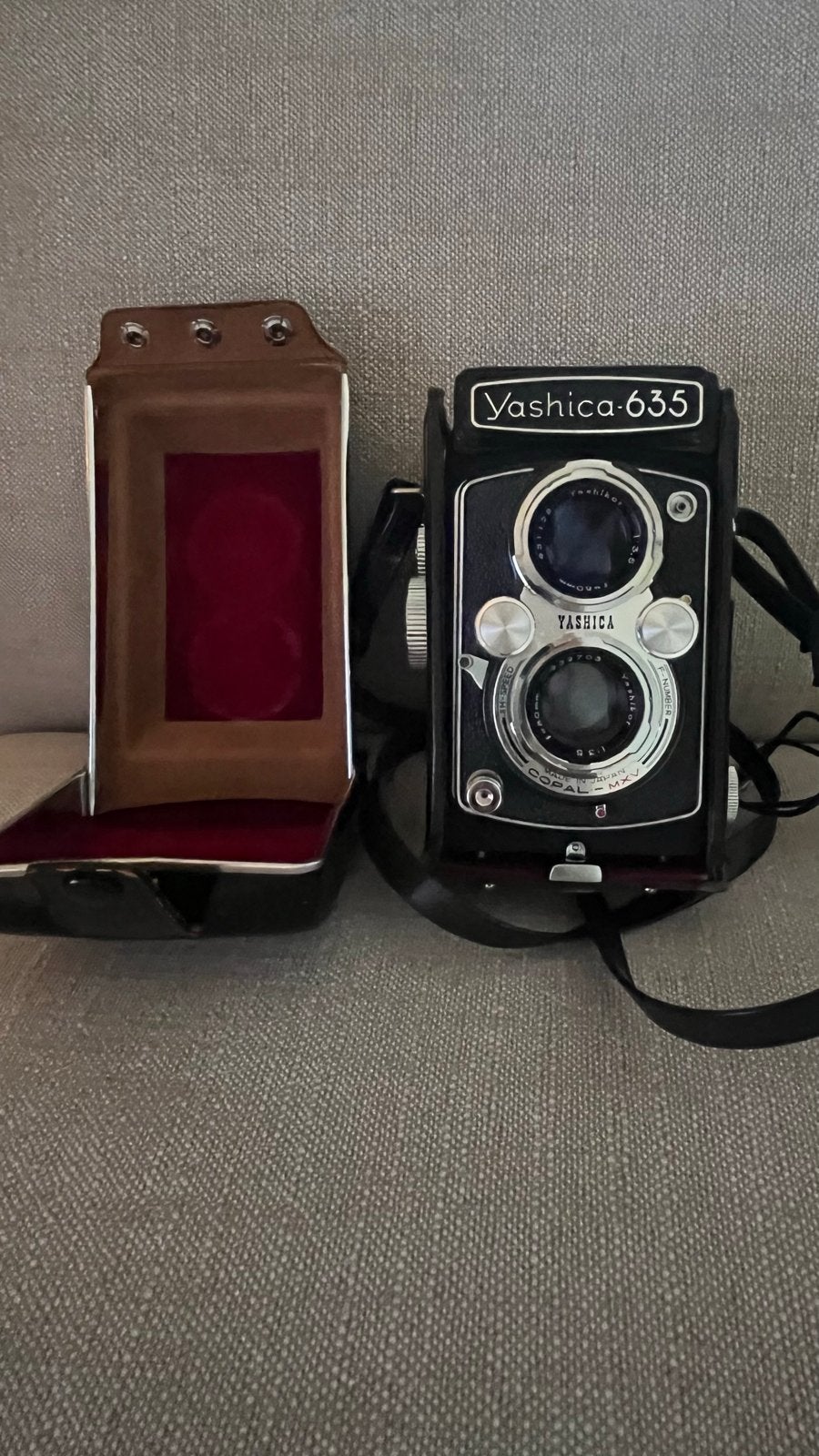 Yashica 635 TLR camera met accessoires, Ophalen, Gebruikt, Spiegelreflex, Overige Merken