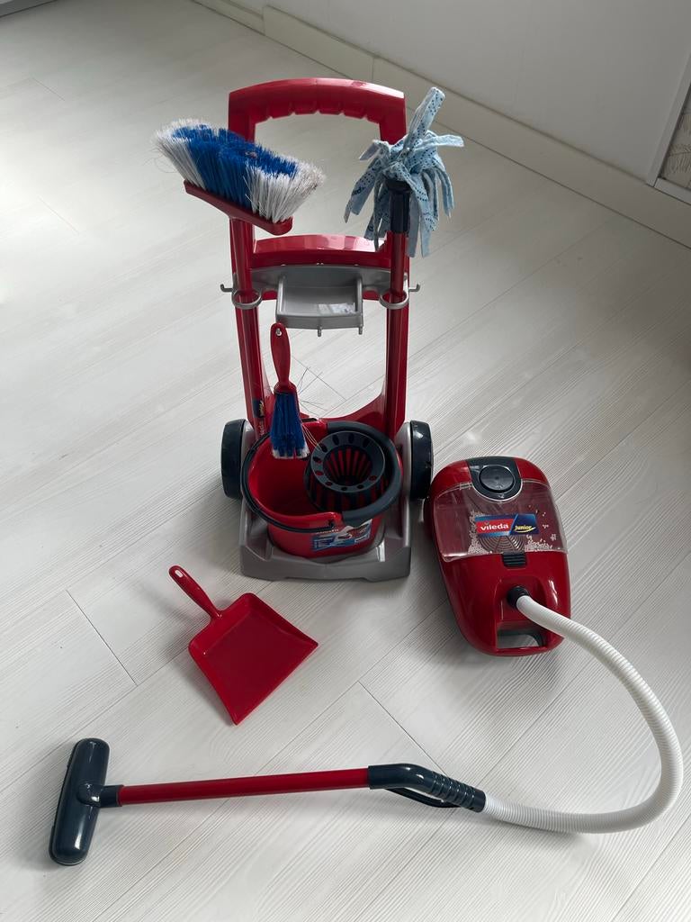 Vileda Junior Schoonmaakset rood stofzuiger-kan geluid maken, Ophalen, Gebruikt, Jongen of Meisje