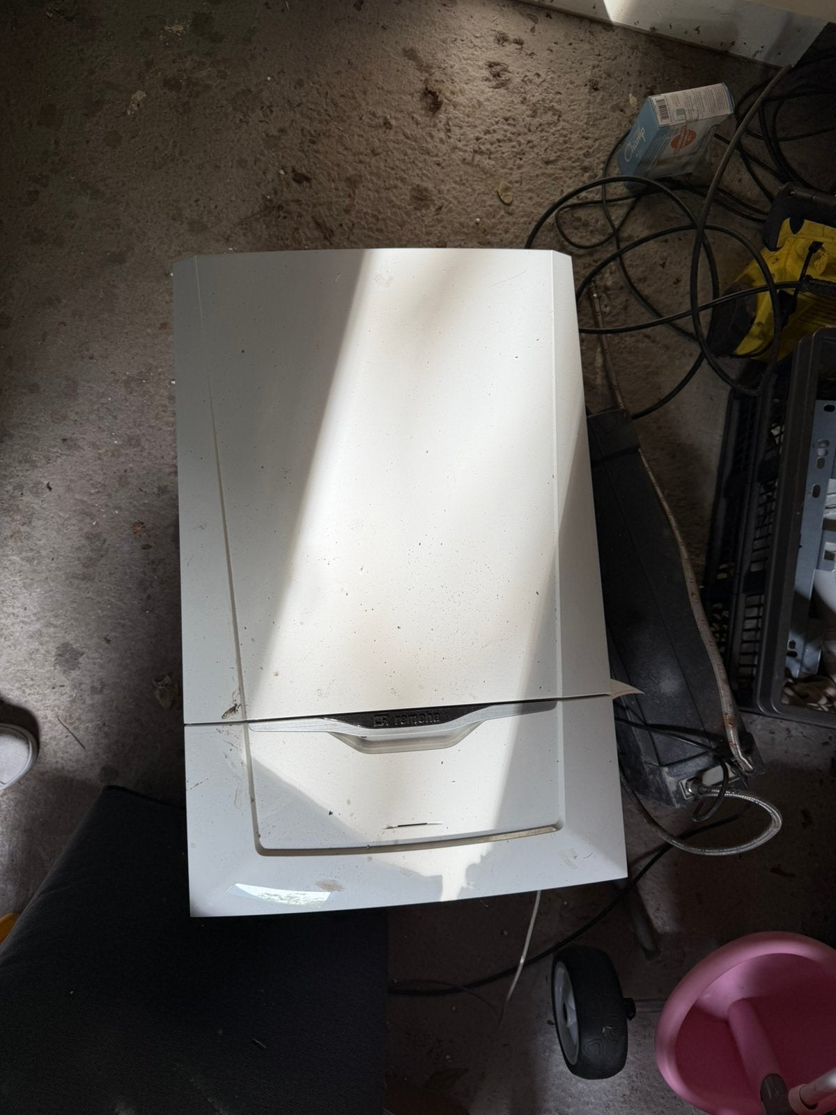 Remeha Calenta Ace 28C CCS CV, Ophalen, Geiser, Zo goed als nieuw, Minder dan 20 liter