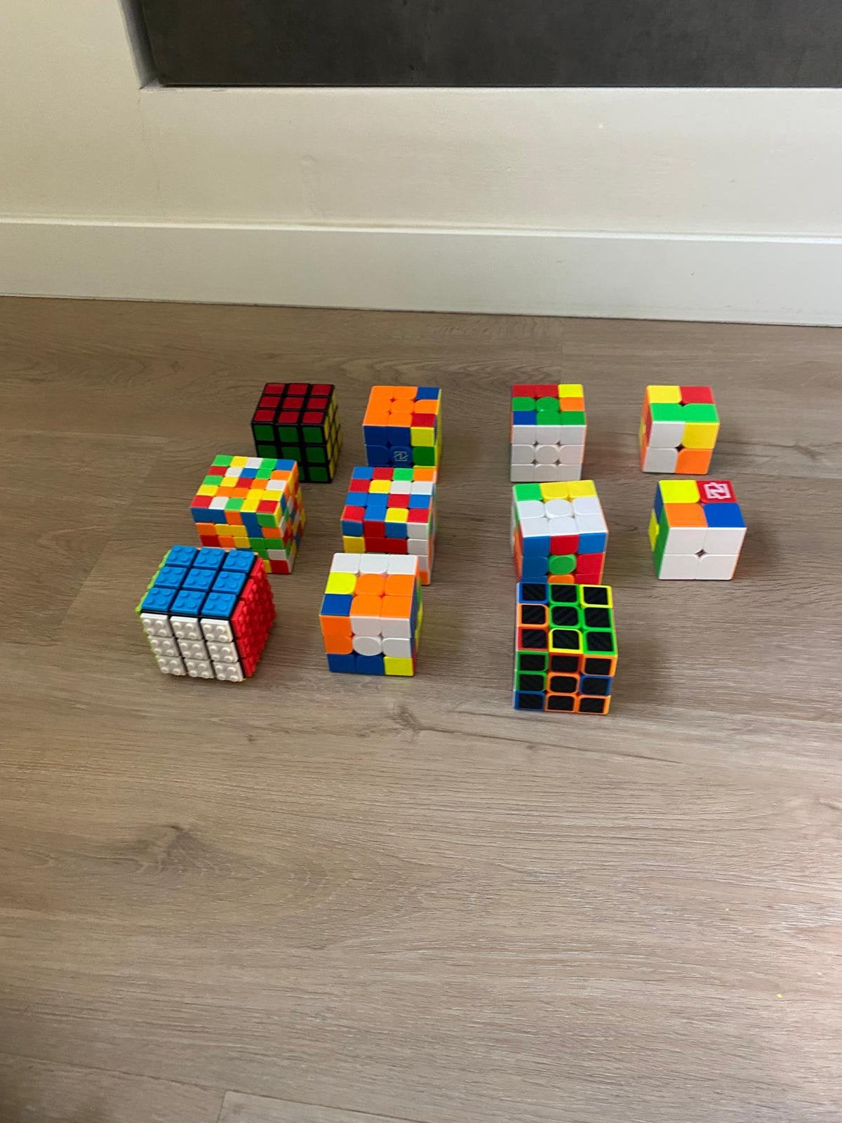 Rubics cubes 11 stuks, Ophalen of Verzenden, Zo goed als nieuw