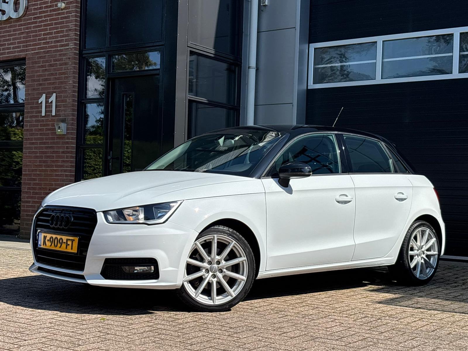 Audi A1 1.4 Tfsi 125pk 2017 Wit Sport 5 drs, Auto's, Voorwielaandrijving, 125 pk, A1, 4 cilinders