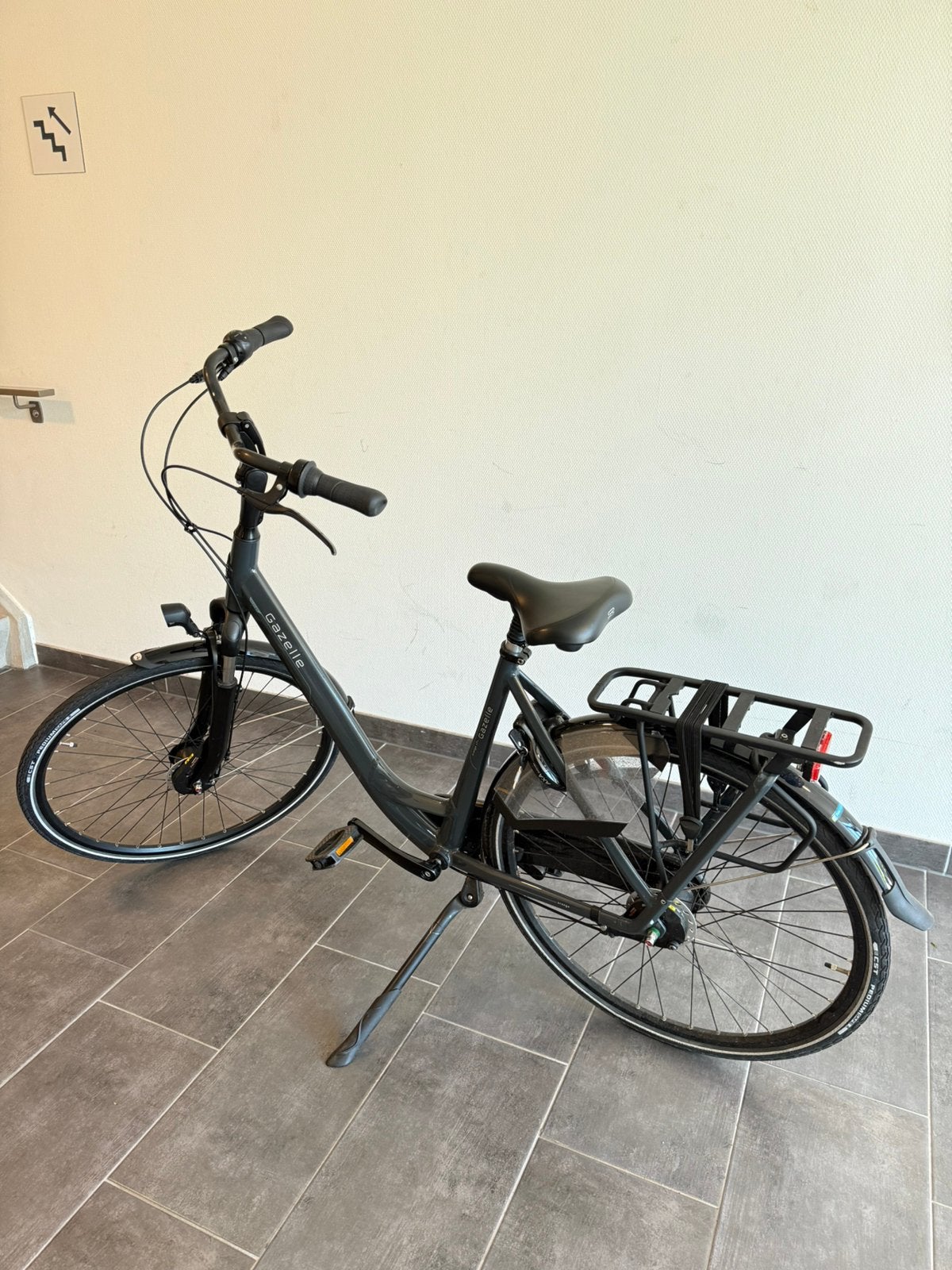 Gazelle orange C7+, Ophalen, Zo goed als nieuw, Gazelle