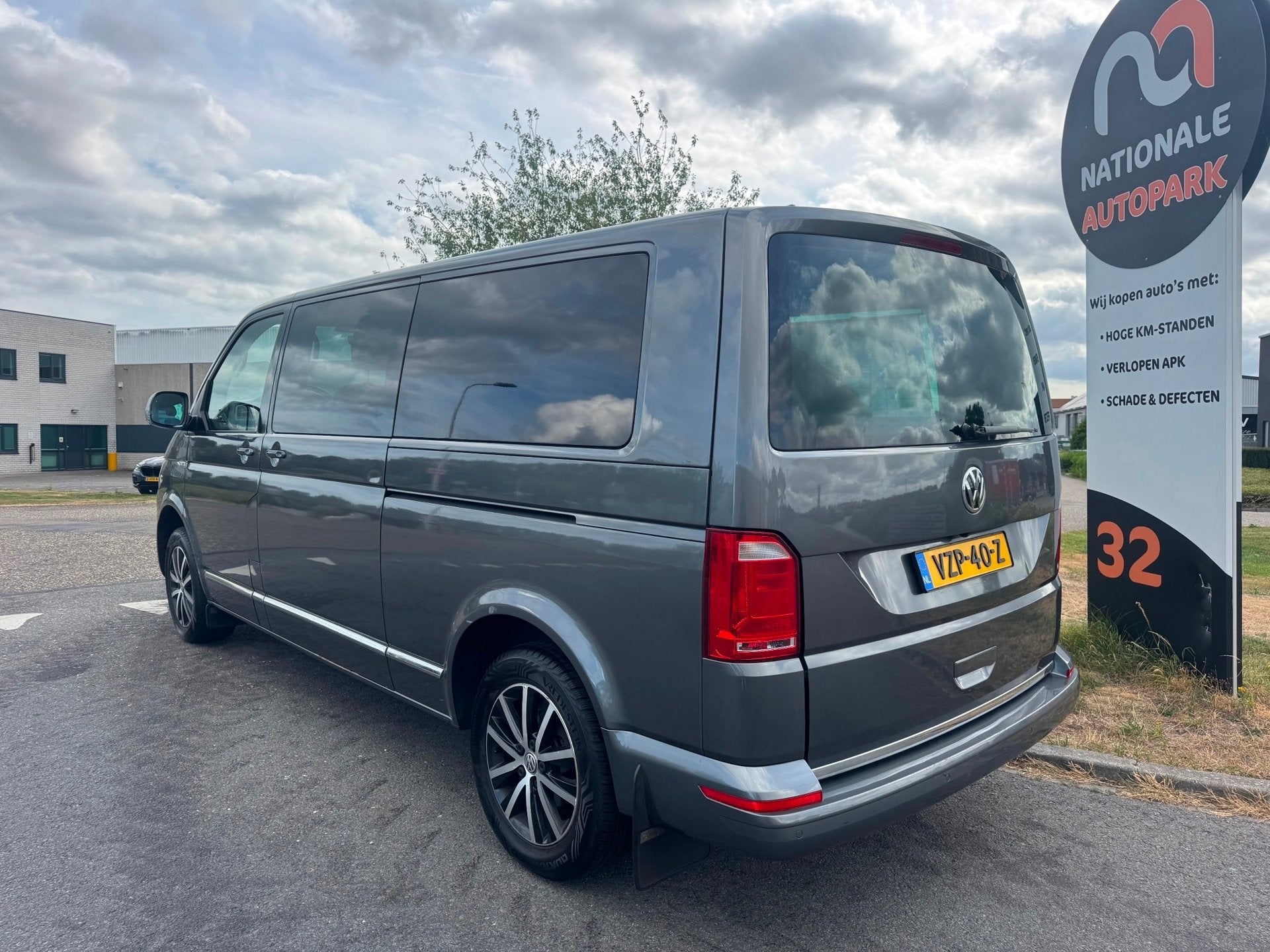 Volkswagen Transporter 2.0 TDI | Automaat | 2017 | D.C | Exp, Automaat, Gebruikt, Euro 6, 4 cilinders