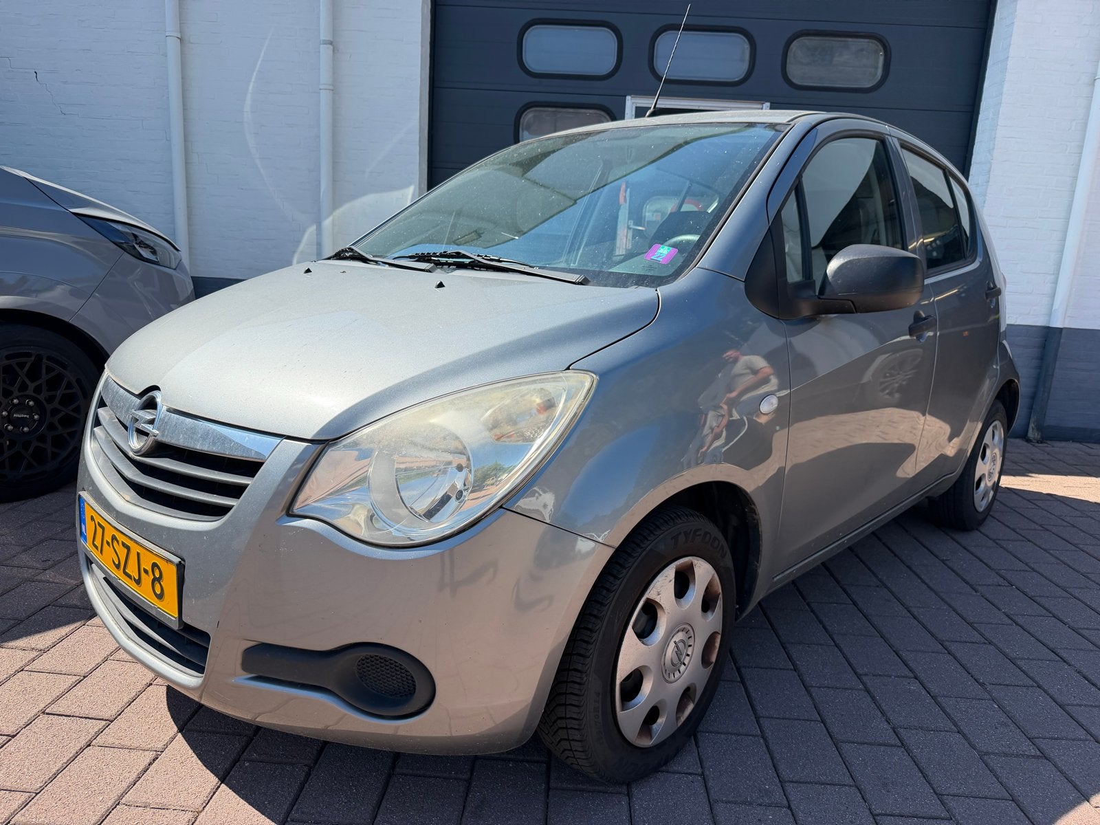 Opel Agila 1.0 12V 2011 Grijs, Auto's, Opel, Euro 5, Stof, 31 €/maand, Origineel Nederlands