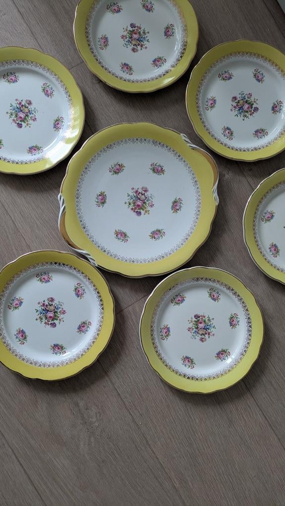 Franse Graziella Vintage taart schaal bordjes bloemen goud, Ophalen of Verzenden, Zo goed als nieuw, Overige stijlen, Bord(en)