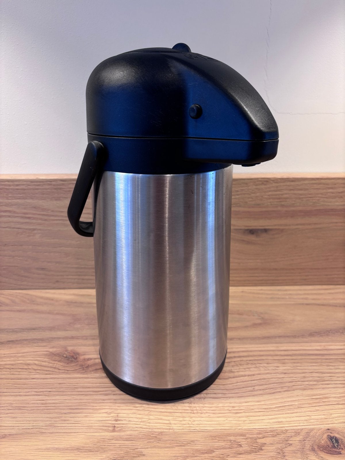 Ernesto Thermoskan 2,2 Liter - Goede Staat, Ernesto, Overige typen, Zilver, Ophalen of Verzenden