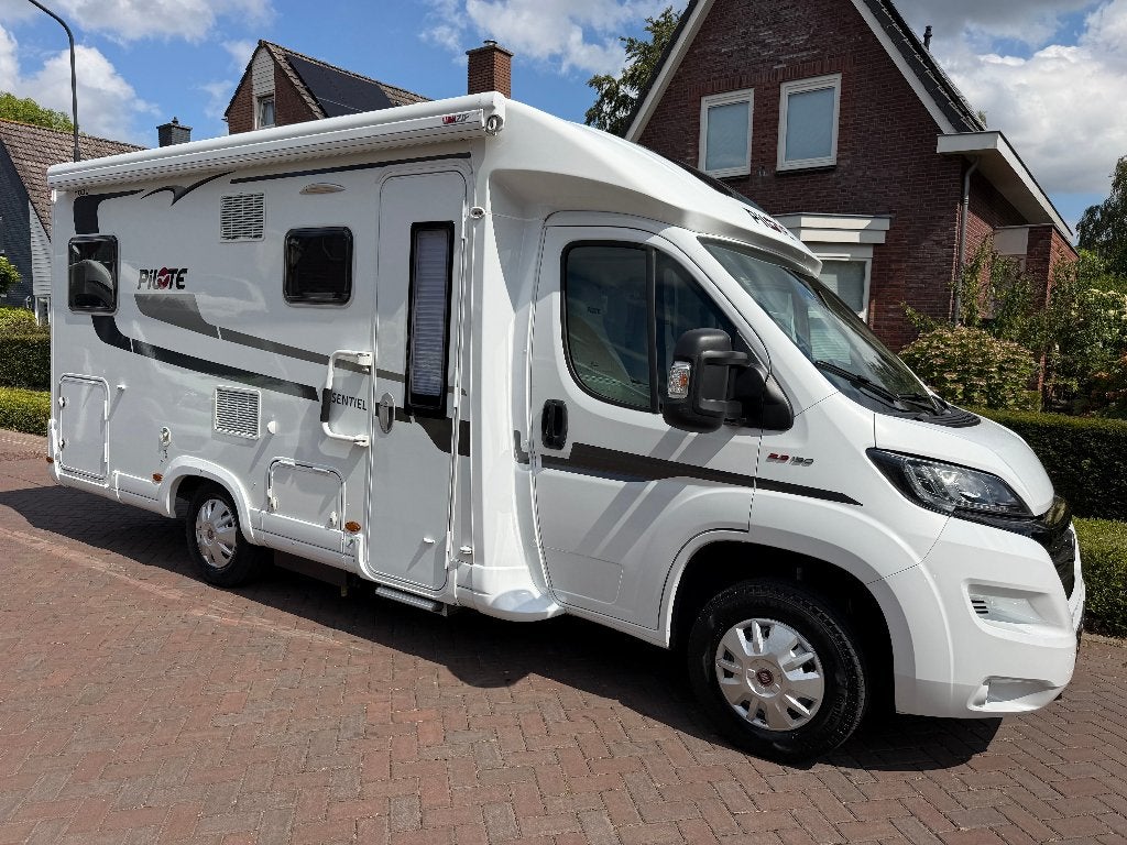 Caravans And Camping Pilote