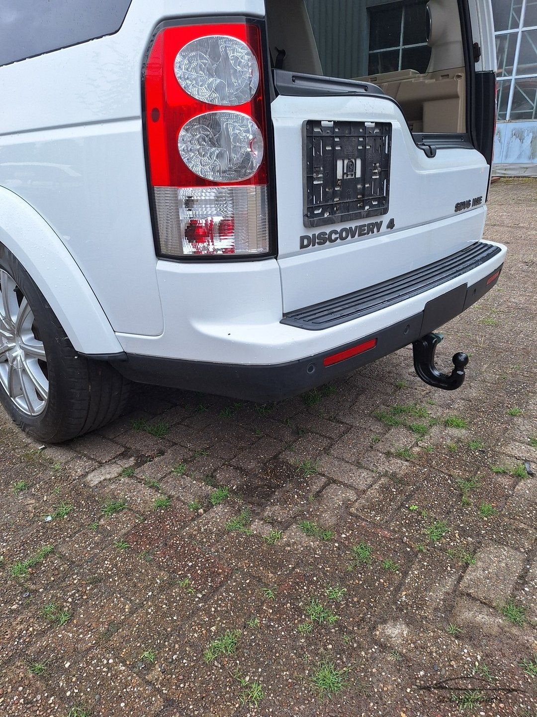 Achterbumper Land Rover Discovery 4 in goede staat en comple, -, -, Ophalen of Verzenden, Achter