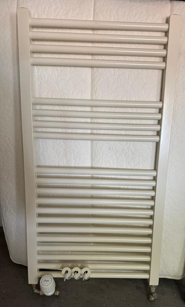 Design radiator, Ophalen, Radiator, Minder dan 60 cm, Zo goed als nieuw