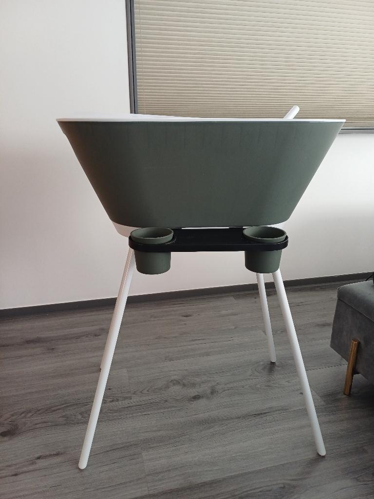 Wëtoo Baby Bath Tub with Stand – Excellent Condition, Kinderen en Baby's, Badjes en Verzorging, Zo goed als nieuw, Badje, Standaard