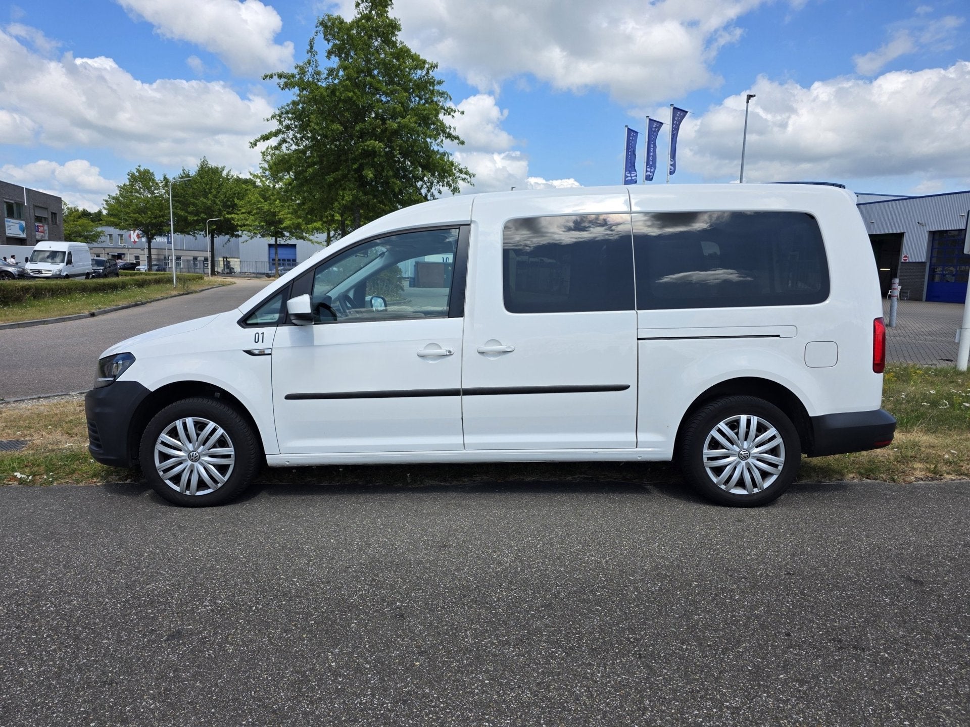 Volkswagen Caddy Maxi 1.4 TGi 110pk H6 CNG |ROLSTOELAUTO| Ai, Auto's, Volkswagen, Voorwielaandrijving, 15 km/l, Gebruikt, 4 cilinders