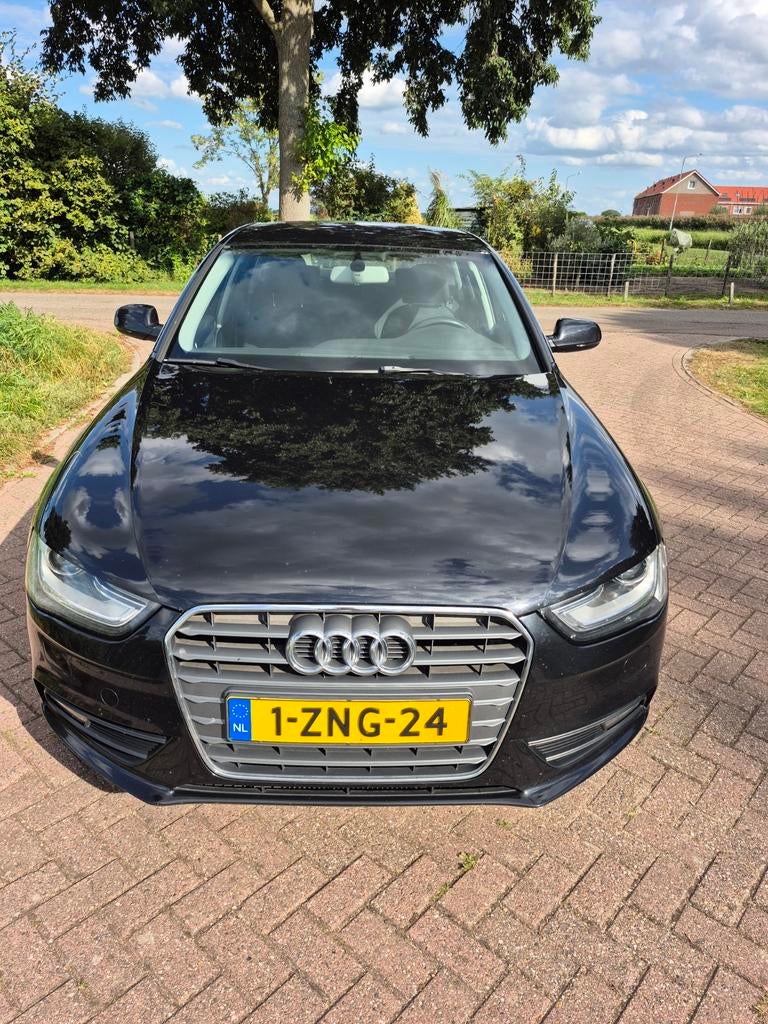AUDI A4 2015 TDI  2.0 ULTRA Zwart, Auto's, Voorwielaandrijving, 1998 cc, Stof, Euro 6