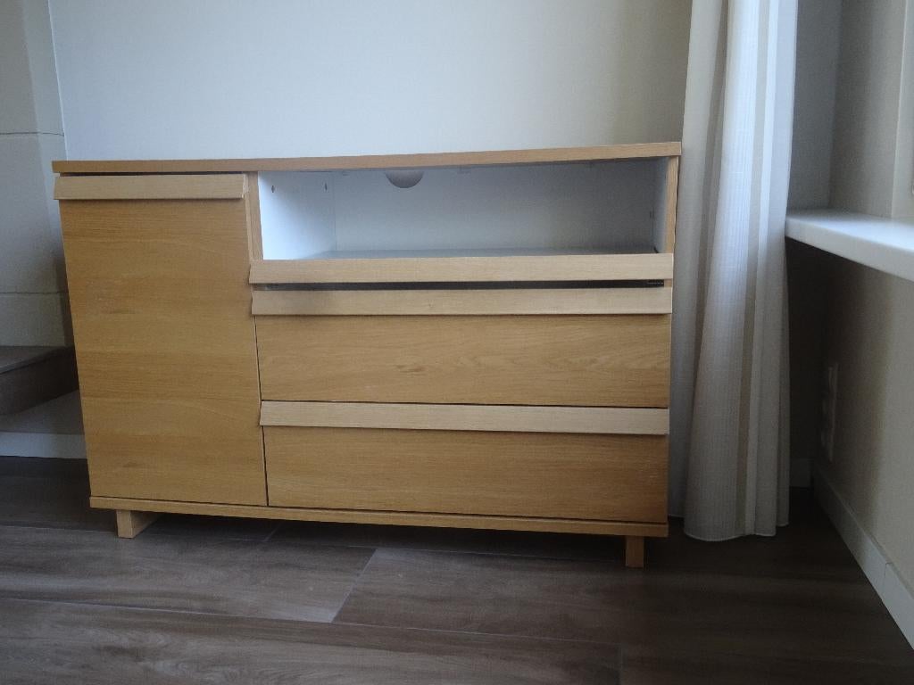 Modern blank eiken dressoir, Huis en Inrichting, Kasten | Dressoirs, Gebruikt, 150 tot 200 cm, 25 tot 50 cm, Met lade(s), Met deur(en)