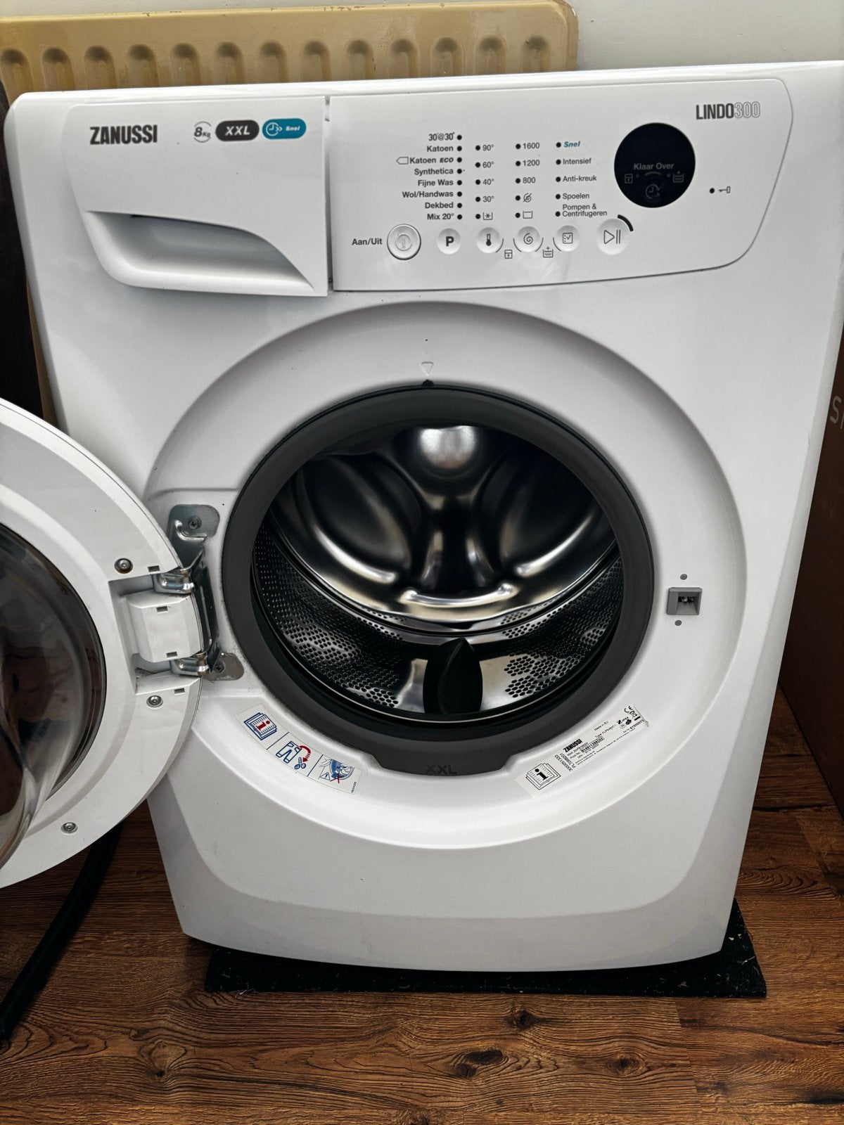 Zanussi 8kg XXL Lindo 300 Wasmachine - MOET WEG, Witgoed en Apparatuur, Wasmachines, Ophalen, 1200 tot 1600 toeren, Gebruikt, 8 tot 10 kg