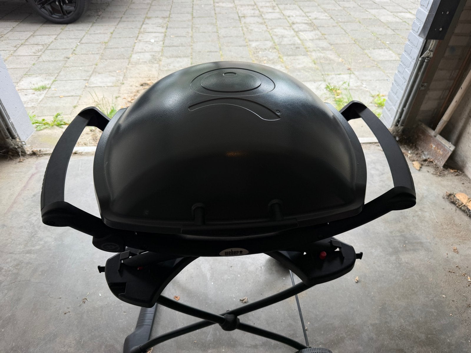 Elektrische BBQ Weber Q1400 incl. hoes en standaard, Tuin en Terras, Elektrische barbecues, Ophalen of Verzenden, Zo goed als nieuw