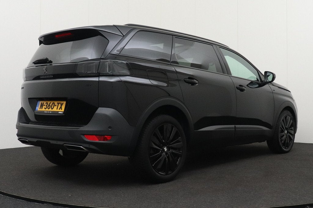 Peugeot 5008 1.2T 131 PK Aut. GT Black Ed. 7P. Pano-dak Memo, Auto's, Peugeot, 15 km/l, Gebruikt, 1199 cc, 7 stoelen