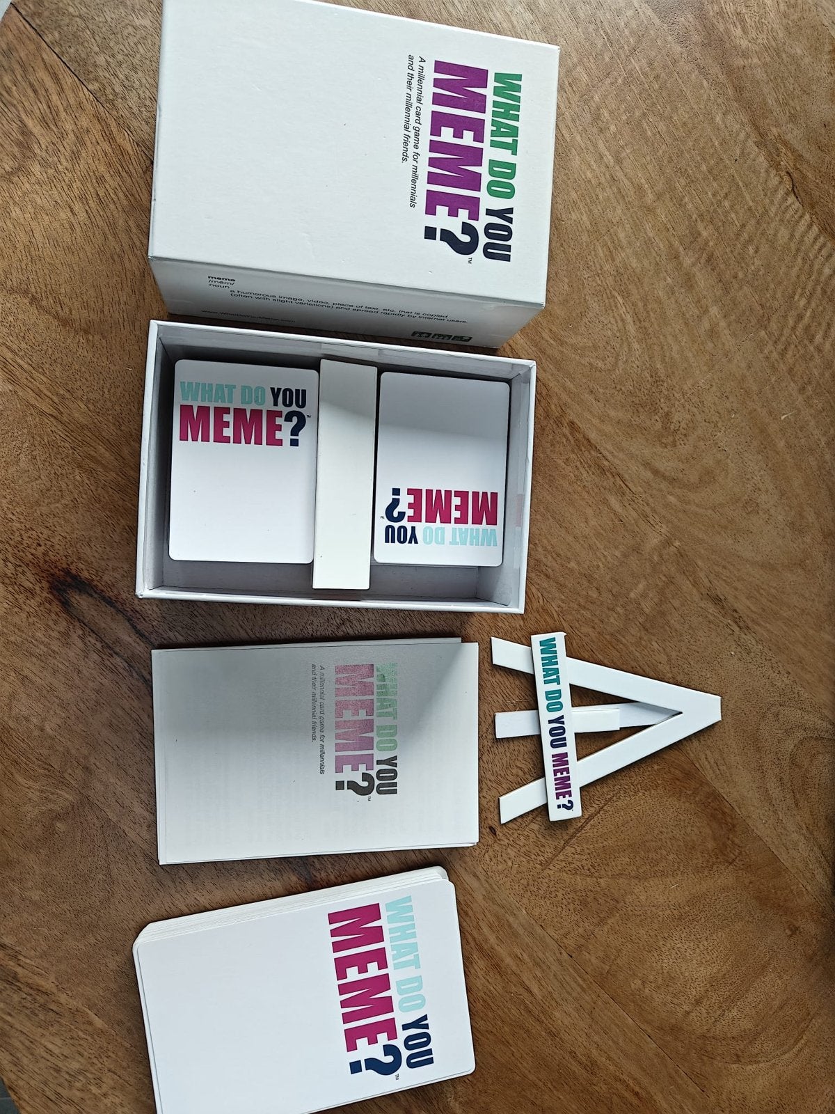 What Do You Meme? & Imperial Settlers: Roll & Write, Een of twee spelers, Ophalen of Verzenden, Zo goed als nieuw