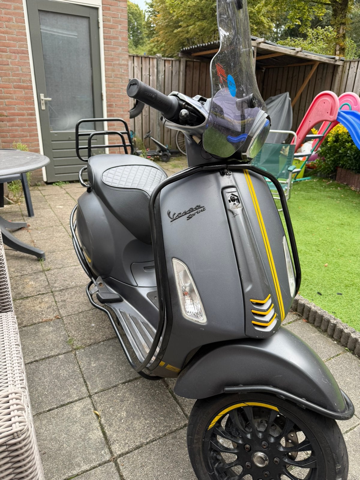 Vespa sprint 2018 iget model start niet!, Fietsen en Brommers, Scooters | Vespa, Ophalen, Gebruikt, Overige modellen, Benzine