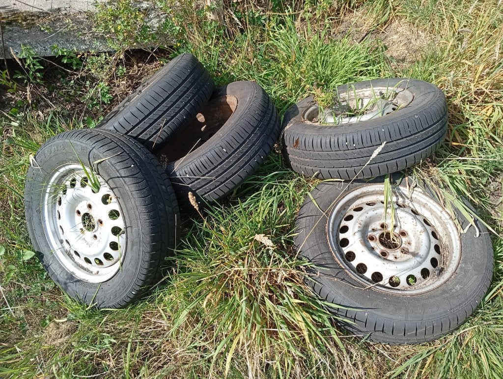 Banden voor aanhanger, Auto diversen, Aanhangwagen-onderdelen, Ophalen, Zo goed als nieuw