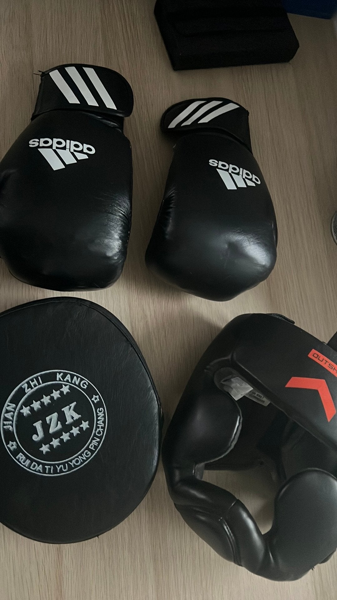 Boxset, Ophalen, Gebruikt, Boksbeschermers