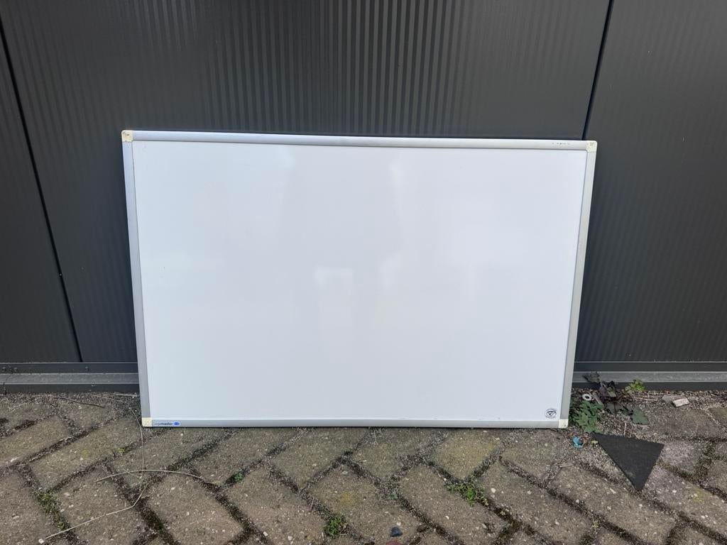 3x Legamaster Whiteboard (60x90 en 90x120 cm) – magnetisch, Ophalen, Zo goed als nieuw, Magneetbord