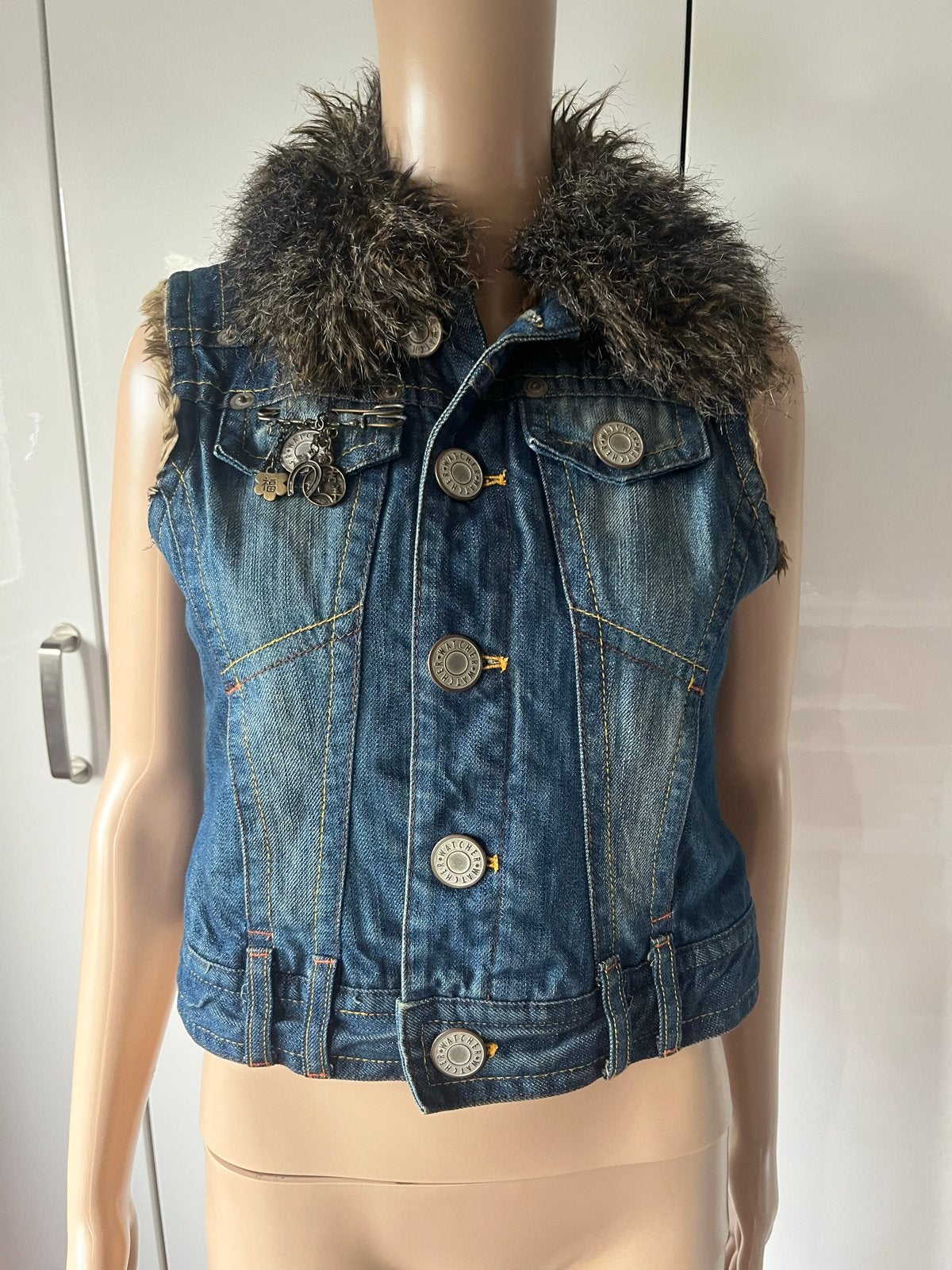 Stoer Y2K spijkergilet met bontkraag - Maat S, Ophalen of Verzenden, Gedragen