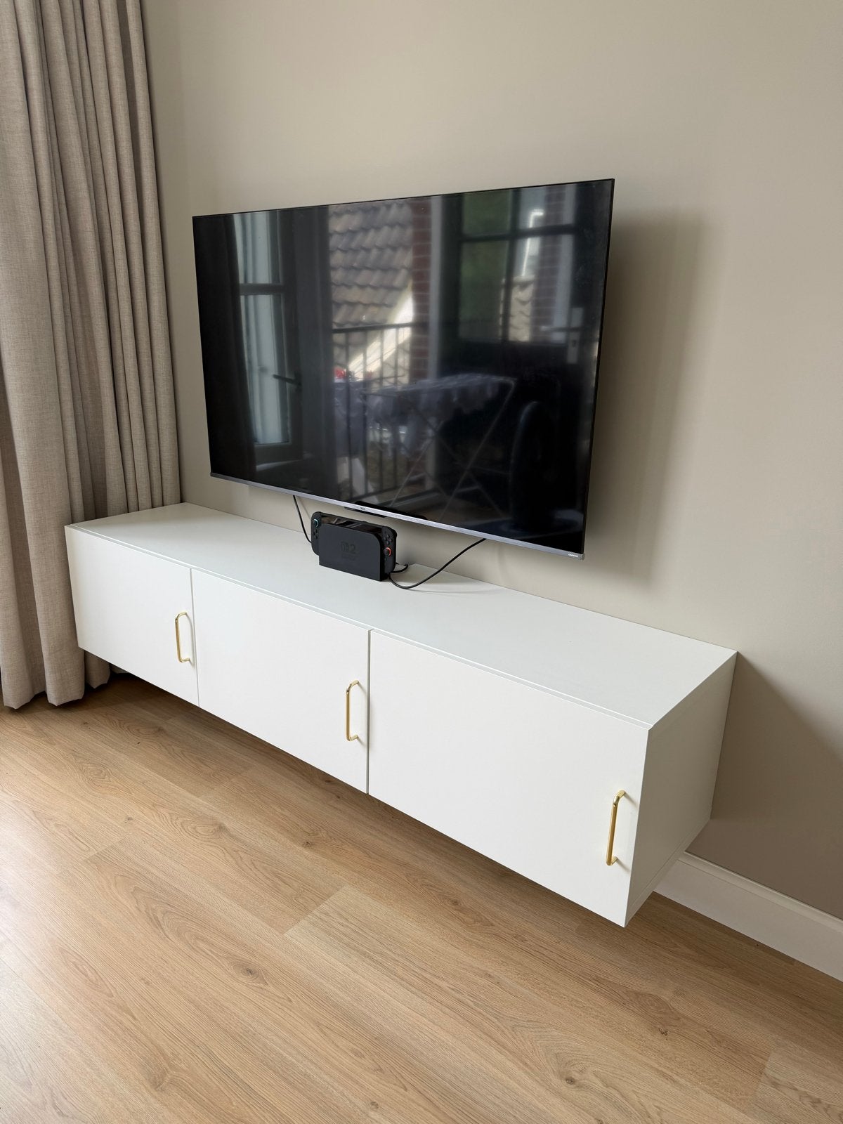 IKEA BESTÅ tv-meubel wit 180x40x38 cm, Ophalen, 150 tot 200 cm, Zo goed als nieuw, Minder dan 100 cm