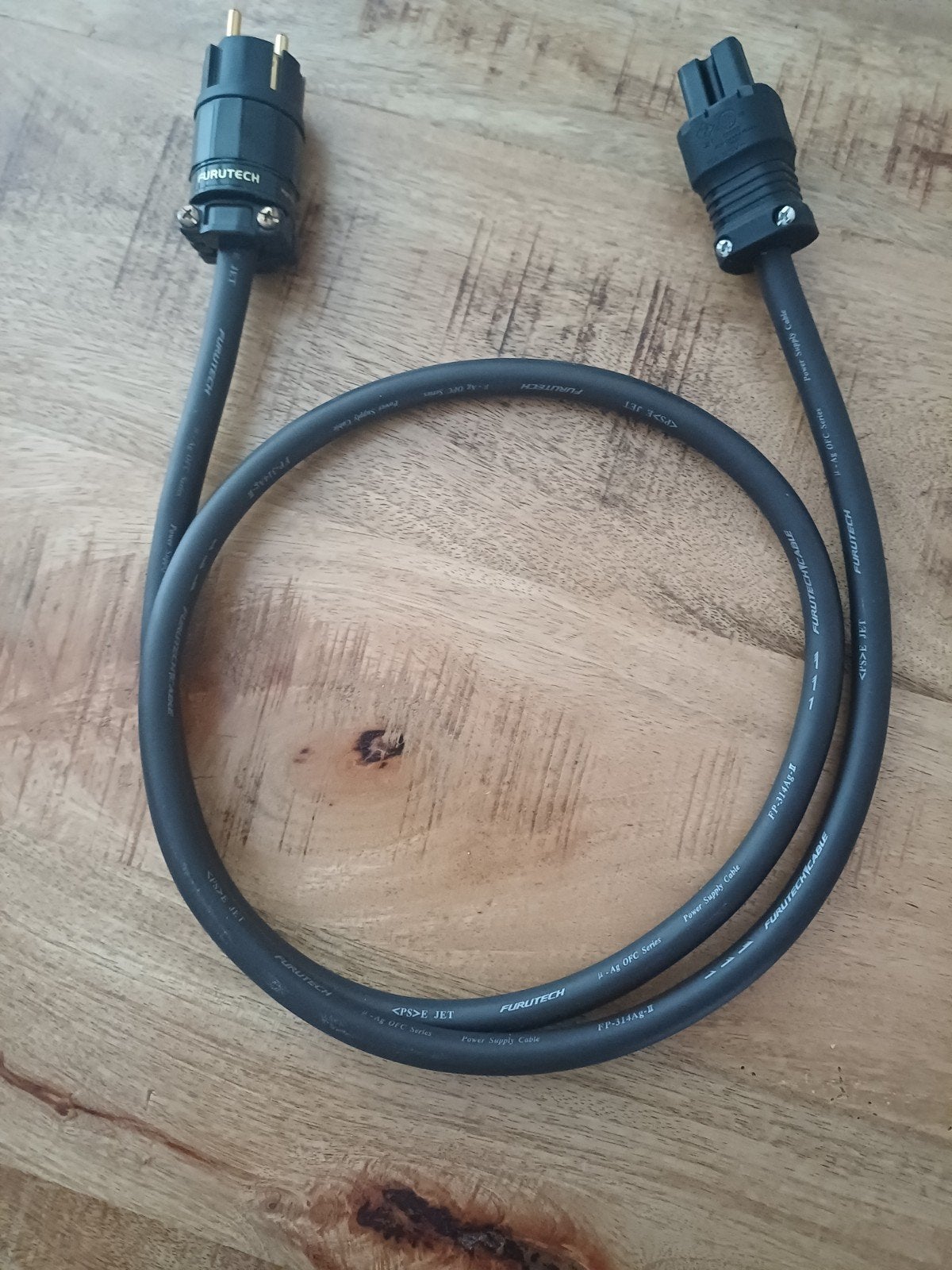 Furutech FP314 ag-II Powercord, Ophalen of Verzenden, Zo goed als nieuw, Minder dan 2 meter, Overige kabels