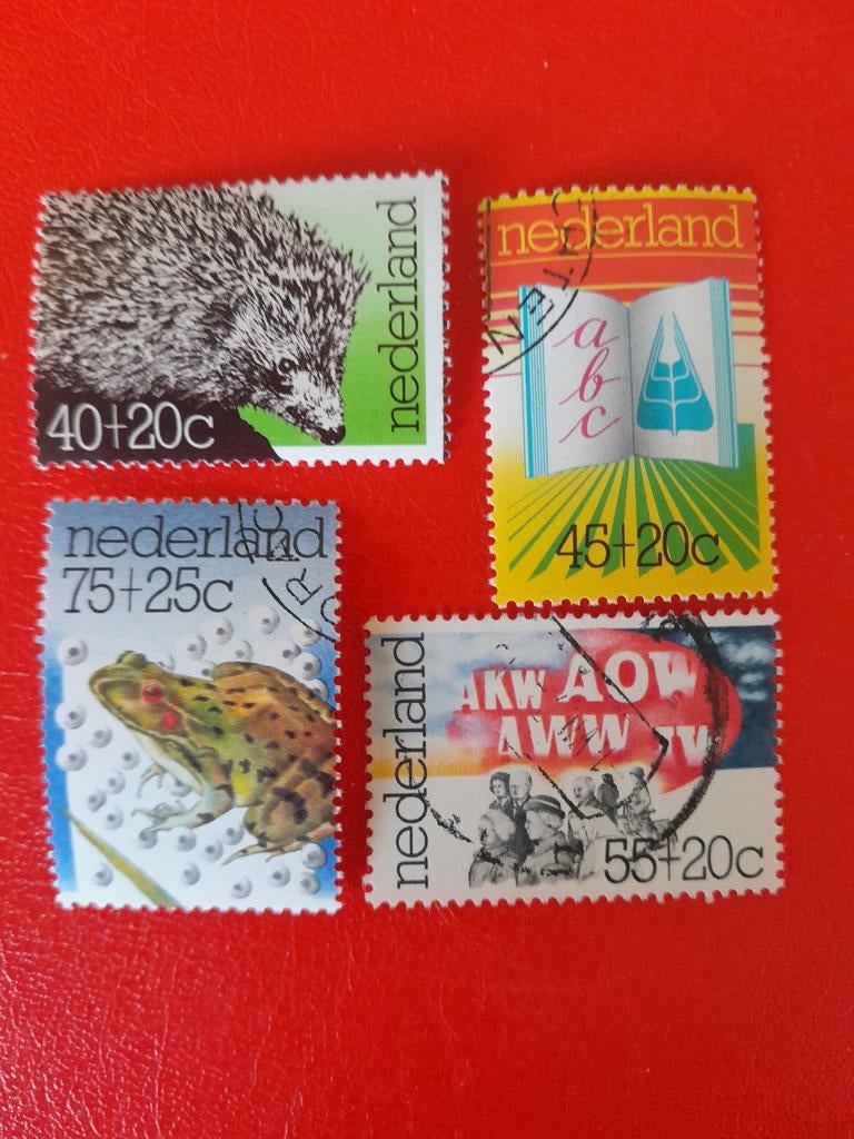 Postzegels Nederland (208), Postzegels en Munten, Postzegels | Nederland, Ophalen of Verzenden