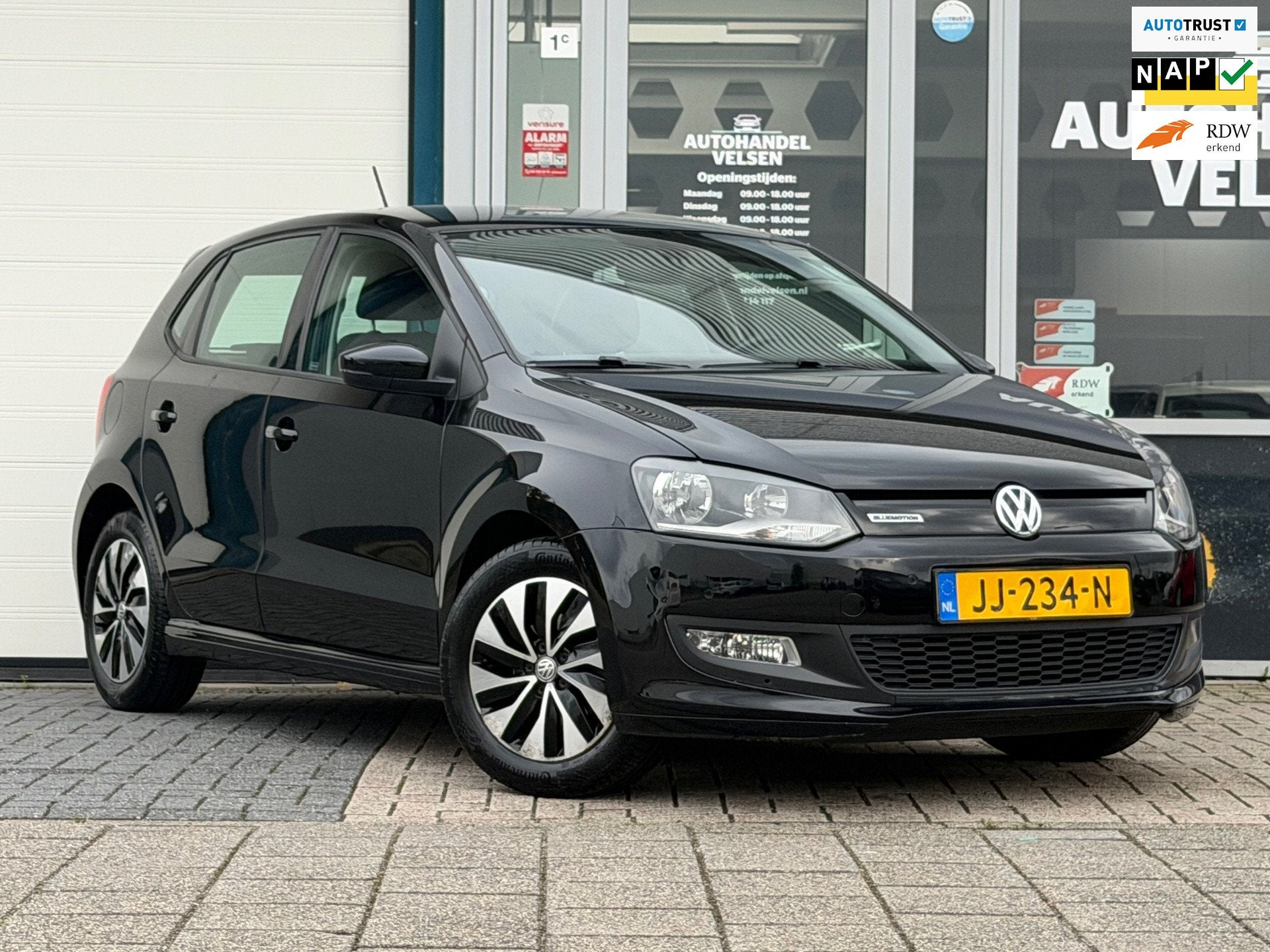 Volkswagen Polo 1.0 BlueMotion Connected Navi Apple carplay, Auto's, Voorwielaandrijving, 95 pk, Zwart, Origineel Nederlands