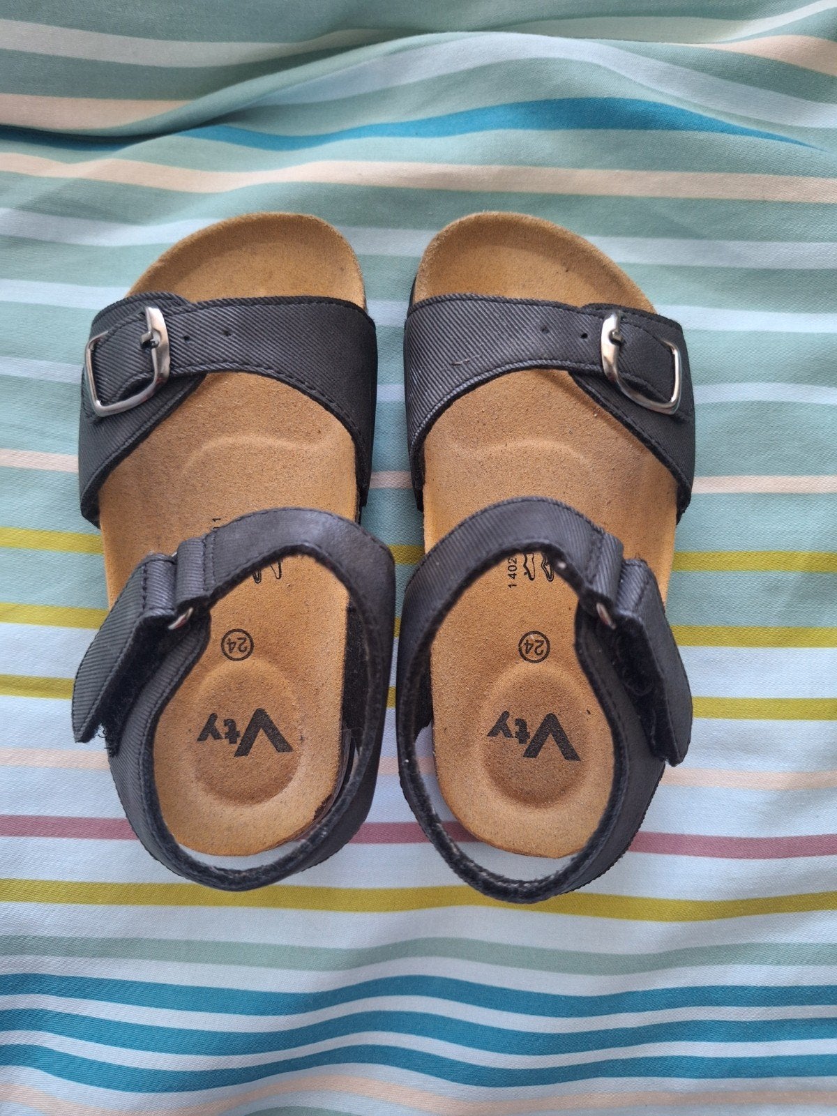 Vty sandalen maat 24 - Zo goed als nieuw, Jongen of Meisje, Schoenen, Zo goed als nieuw, Vty