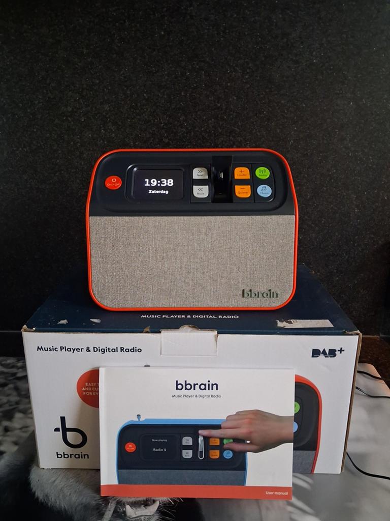 Speciale radio voor mensen met dementie (bbrain), Audio, Tv en Foto, Radio's, Ophalen, Zo goed als nieuw, Radio