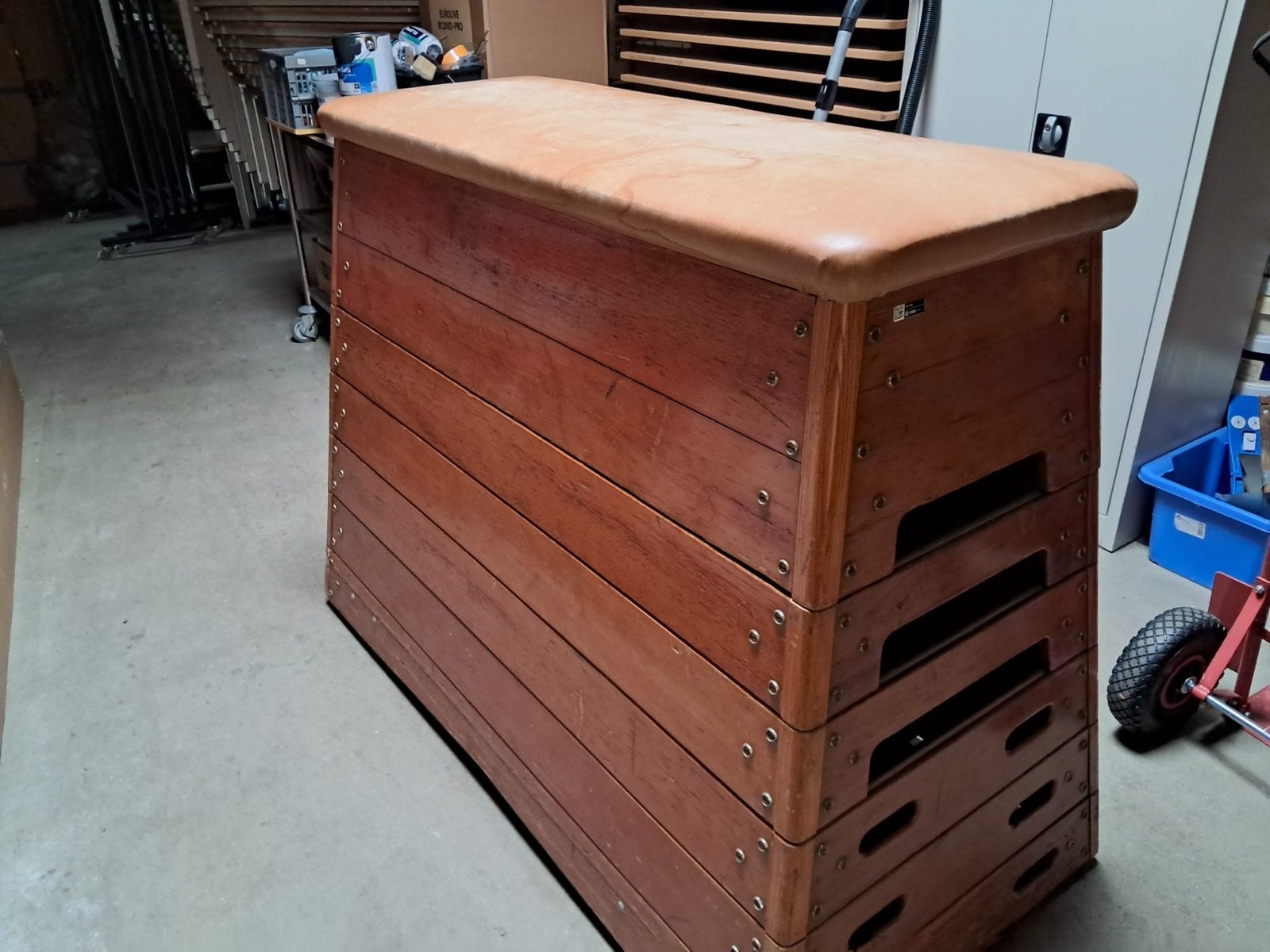 Turnkast / springkast - Houten Sporttoestel, Sport en Fitness, Ophalen of Verzenden, Gebruikt, Bruin, Materiaal