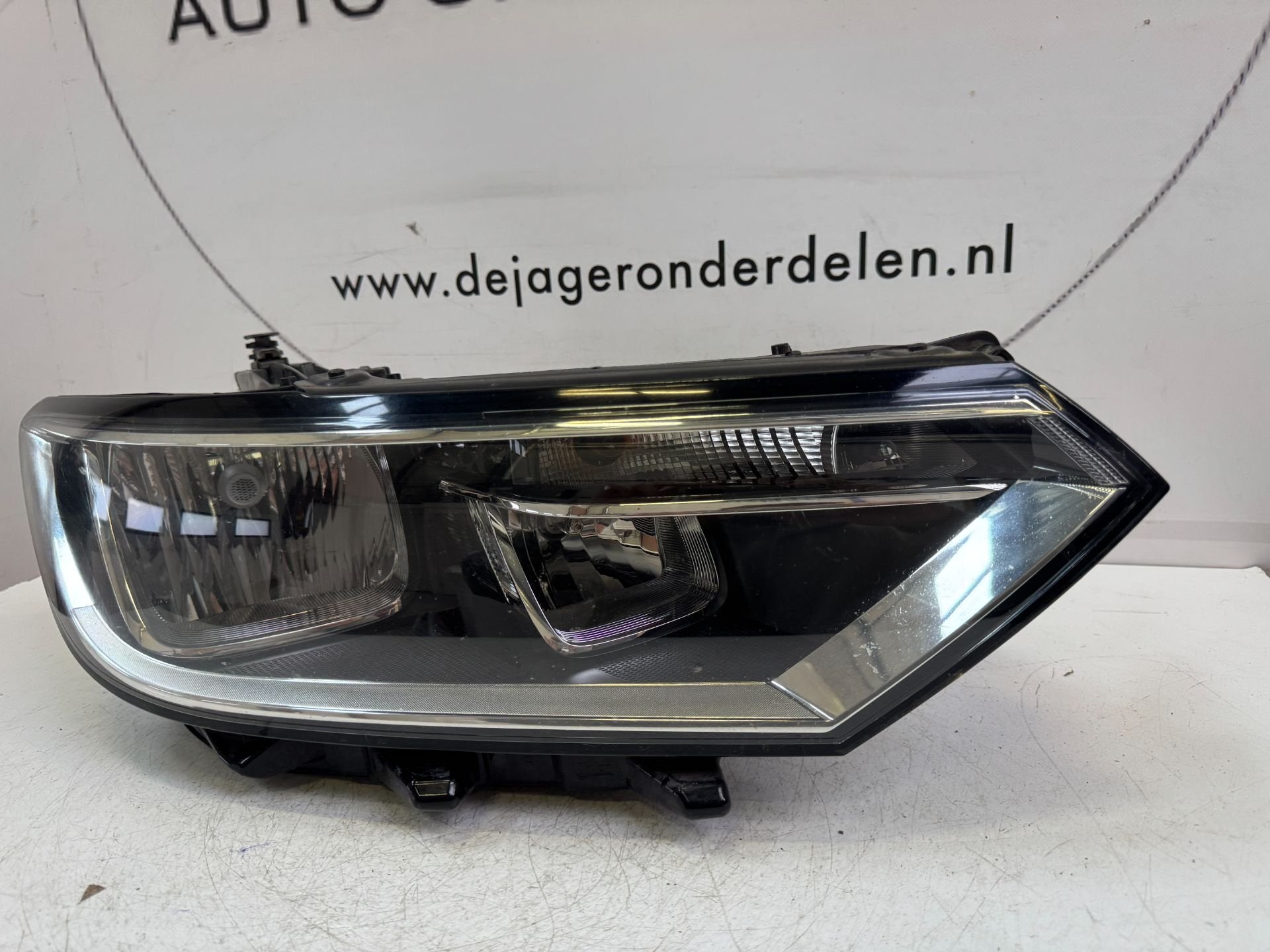 VW PASSAT 3G H7 KOPLAMP RECHTS 3G1941006C 2014-, Gebruikt, Volkswagen, Volkswagen AG, Berliner Ring 2
38440  Wolfsburg, DE